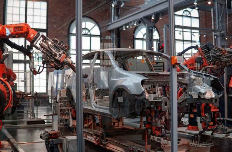 AI in Auto Manufacturing