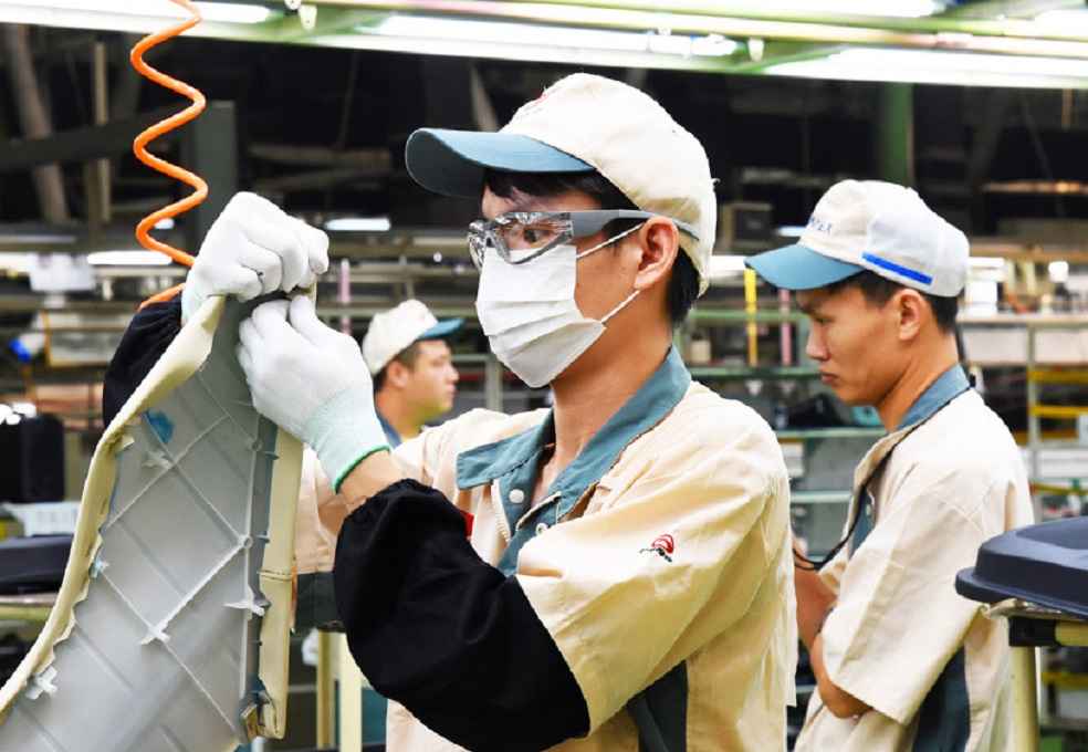 China Toyota JV Terminates 1,000 Workers