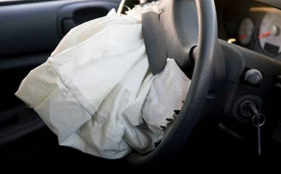 deployed-airbag-ARC Recalling Air bags