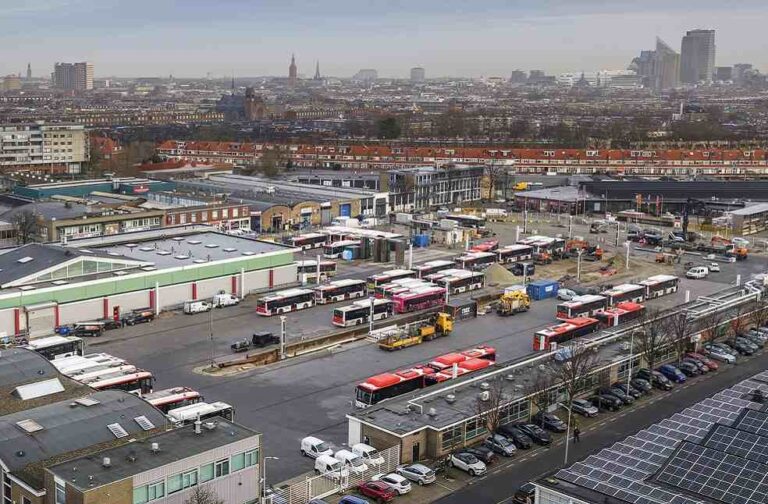 Daimler e-bus depot