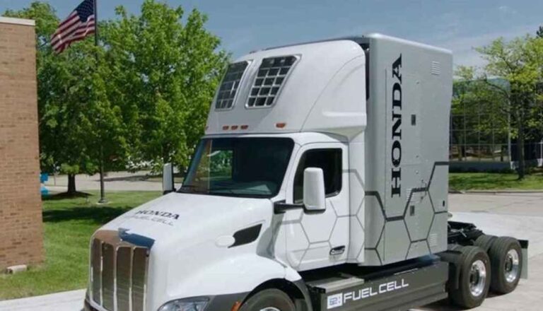 Class 8 Hydrogen Fuel Cell Truck