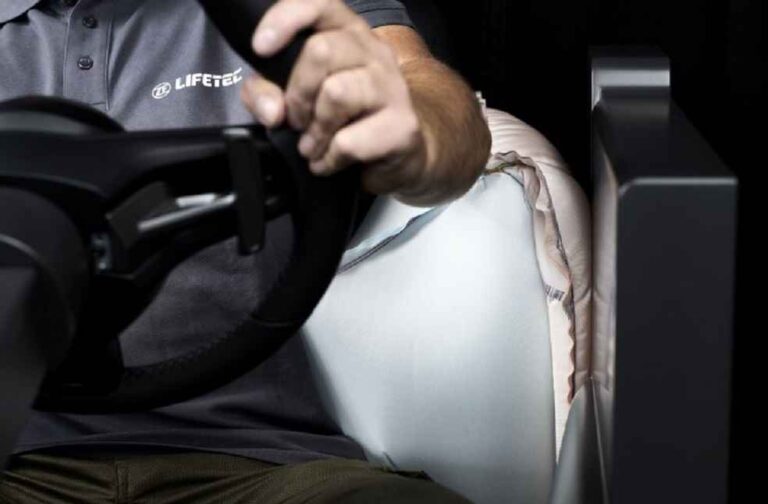 Pre-Crash-Dual-Stage-Side-Airbag