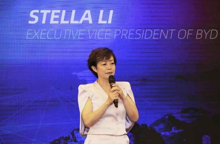 Stella_Li,_Executive_Vice_President_of_BYD