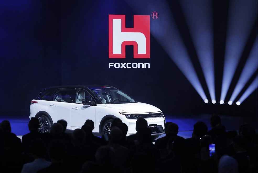 Autoworld Newcomers Foxconn and Huawei