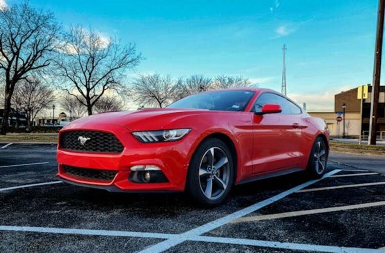 Mustang GT alt Img