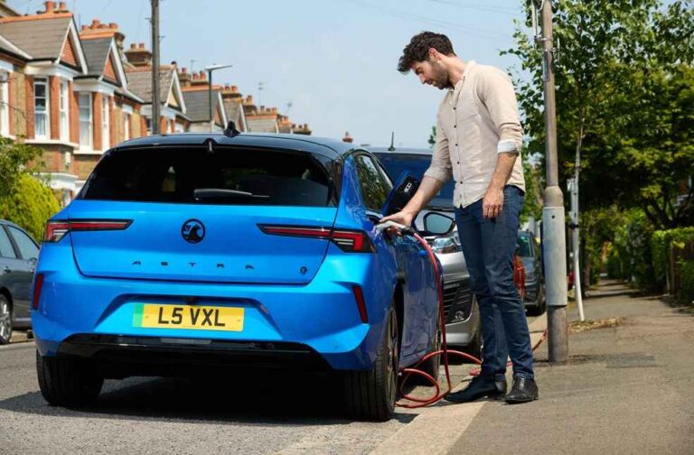 Vauxhall EV Charging Img