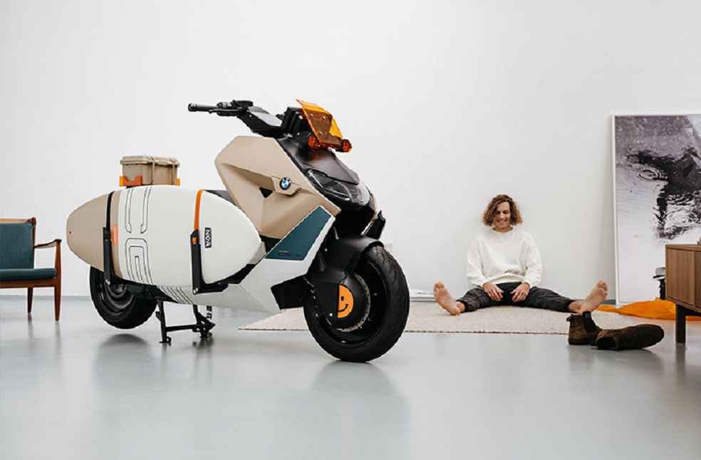CE 04 electric scooter