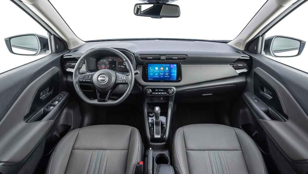 nissan kait-Interior
